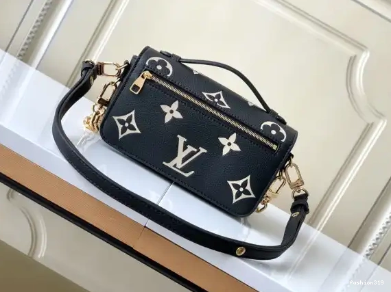 METIS VUITTON LOUIS WEST EAST POCHETTE 0330